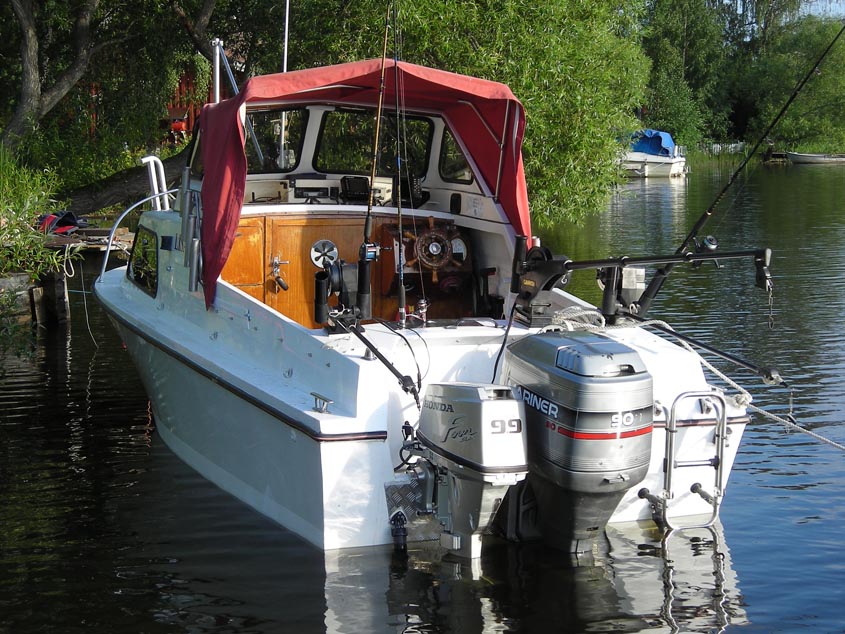 Trolling boat